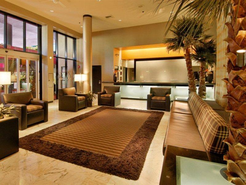 Ramada Plaza By Wyndham West Hollywood Hotel & Suites Los Angeles Zewnętrze zdjęcie