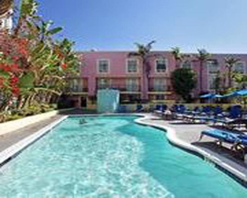Ramada Plaza By Wyndham West Hollywood Hotel & Suites Los Angeles Zewnętrze zdjęcie
