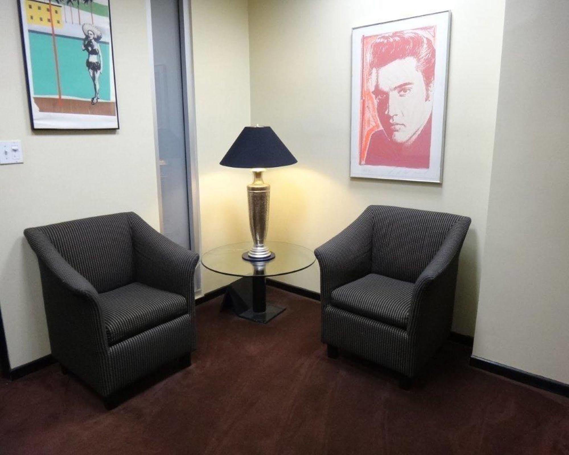 Ramada Plaza By Wyndham West Hollywood Hotel & Suites Los Angeles Zewnętrze zdjęcie